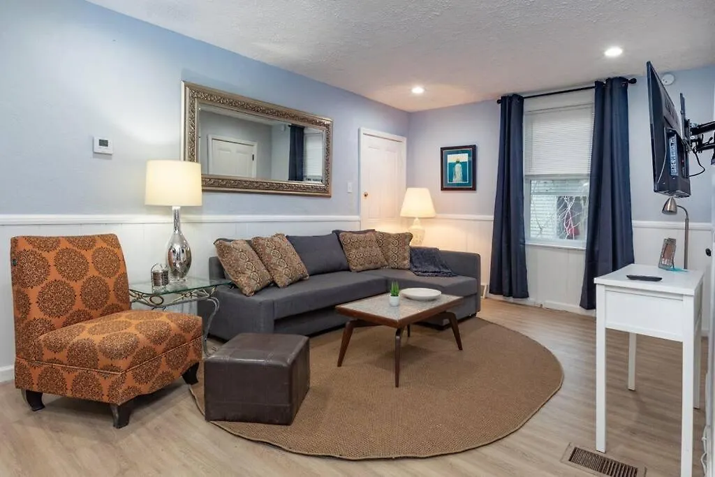 Stylish And Refined With Easy City Access Pittsburgh